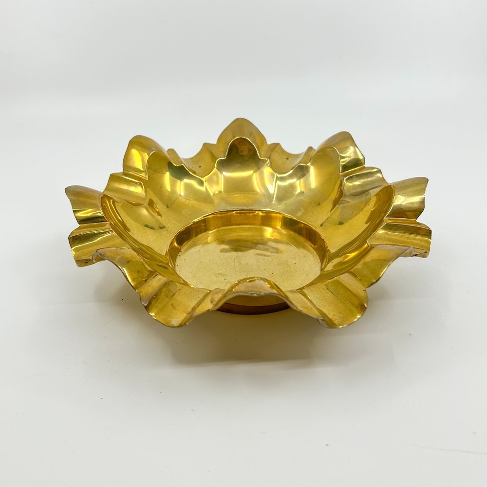 Vintage Brass Gold Tone Cigar Ashtray Mid Century Star Burst Hollywood Regency